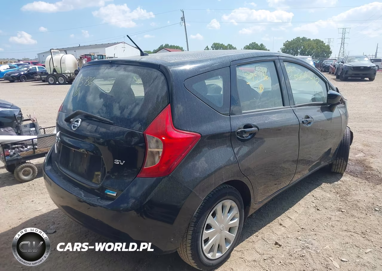 2015 Nissan Versa Note S (Sr)-S Plus-Sl-Sr-Sv VIN:3N1CE2CPXFL395936 - 4