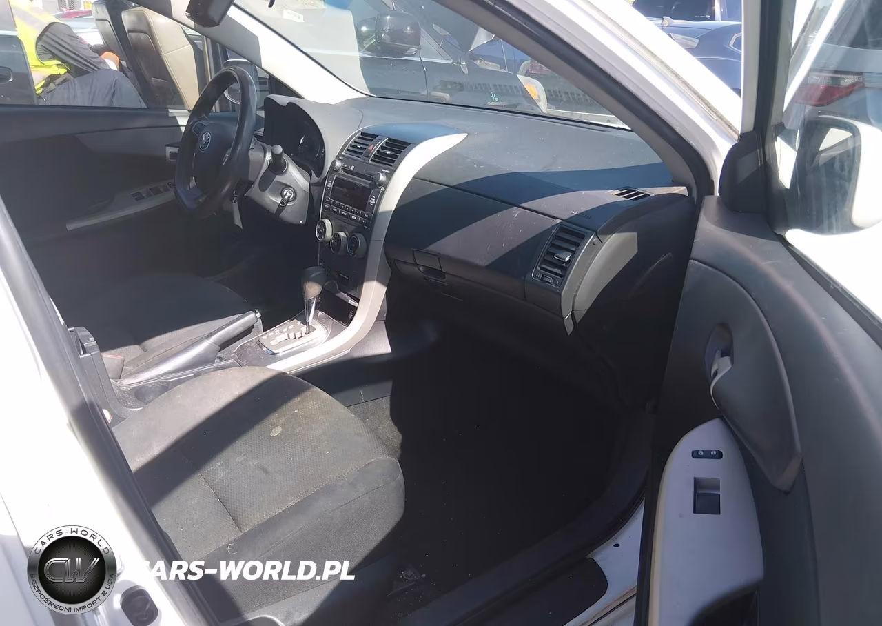 2011 Toyota Corolla S VIN:2T1BU4EE6BC575687 - 5