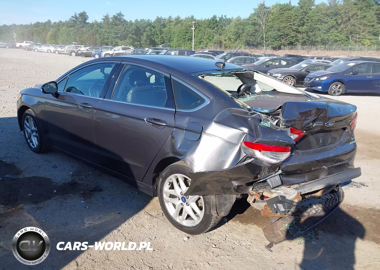 2015 Ford Fusion Se VIN:3FA6P0HD8FR164964 - 3
