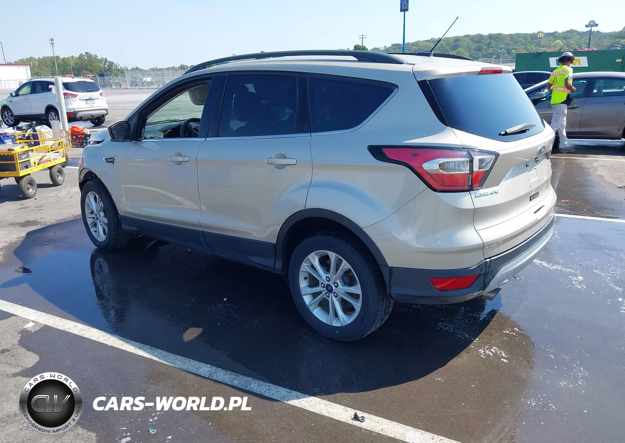 2017 Ford Escape Se VIN:1FMCU0GD2HUB59001 - 3