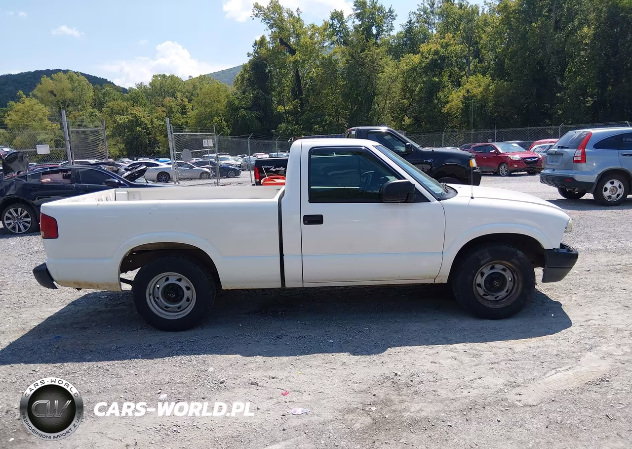 2003 Chevrolet S-10 VIN:1GCCS14H238237186 - 13