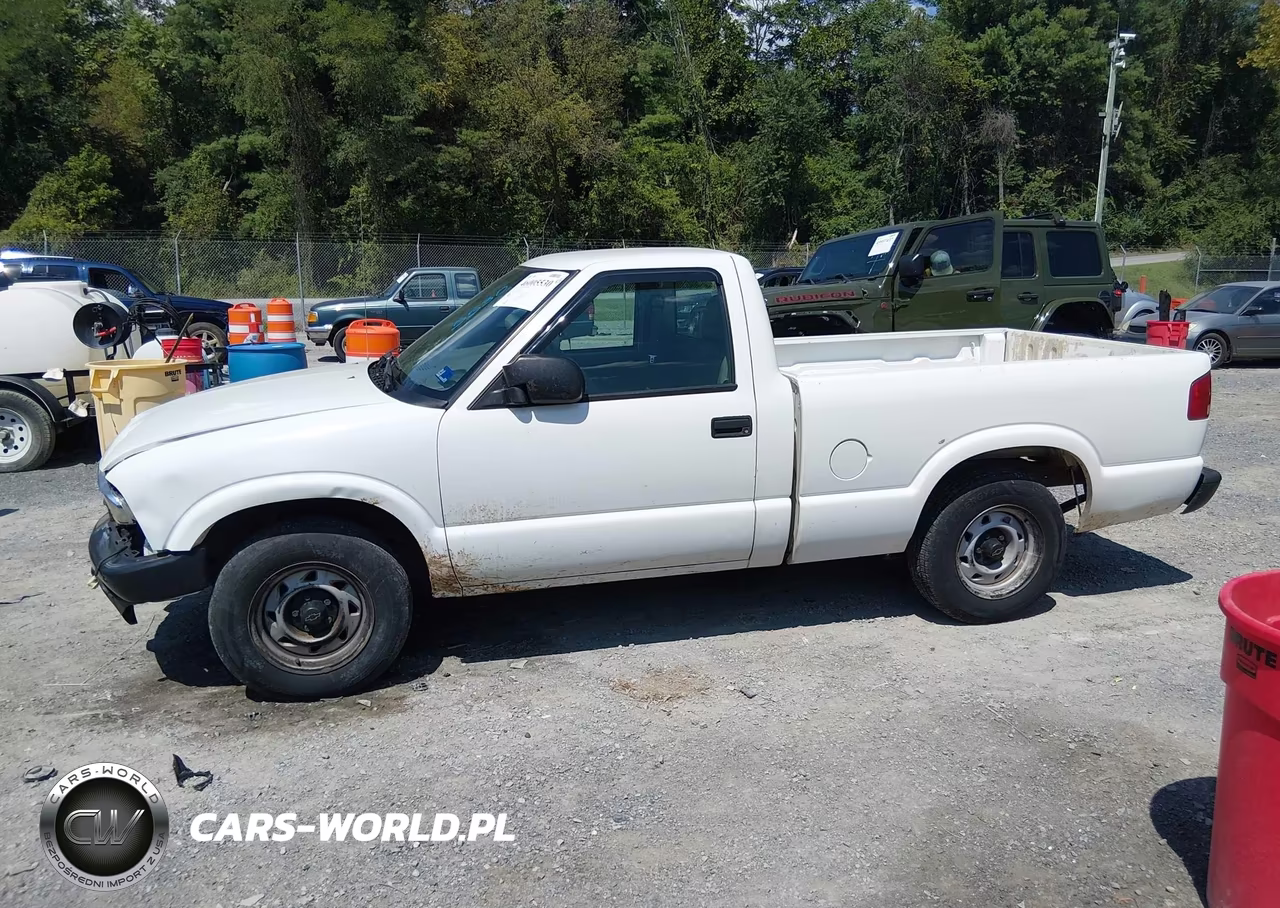 2003 Chevrolet S-10 VIN:1GCCS14H238237186 - 14
