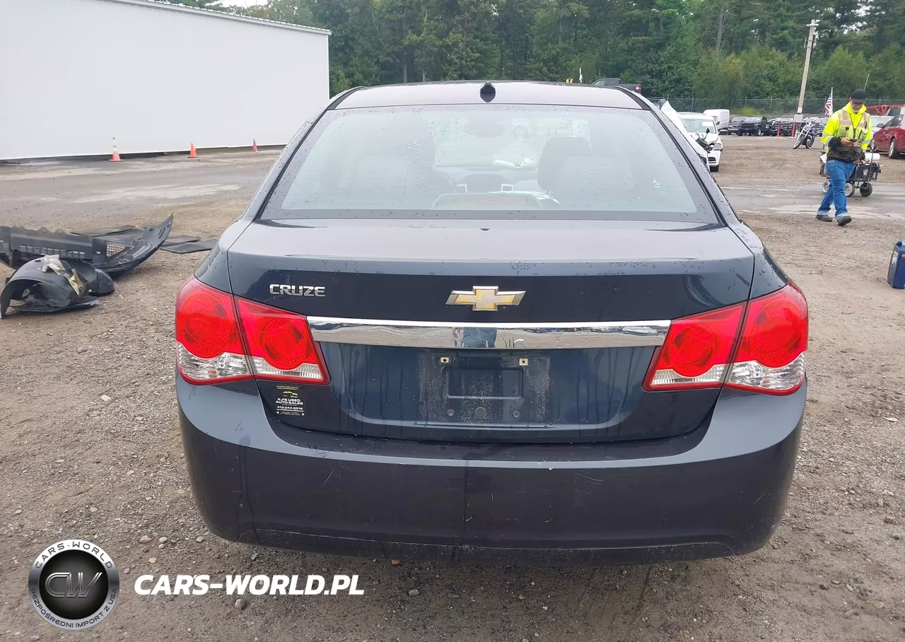 2014 Chevrolet Cruze Ls Auto VIN:1G1PA5SG7E7404701 - 17