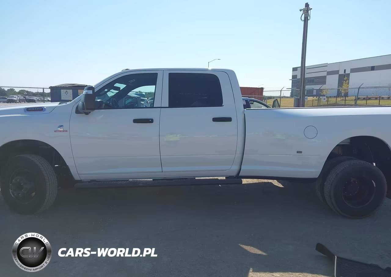 2026 Ram 3500 Tradesman 4X4 8' Box VIN:3C63RRGL1TG322483 - 14