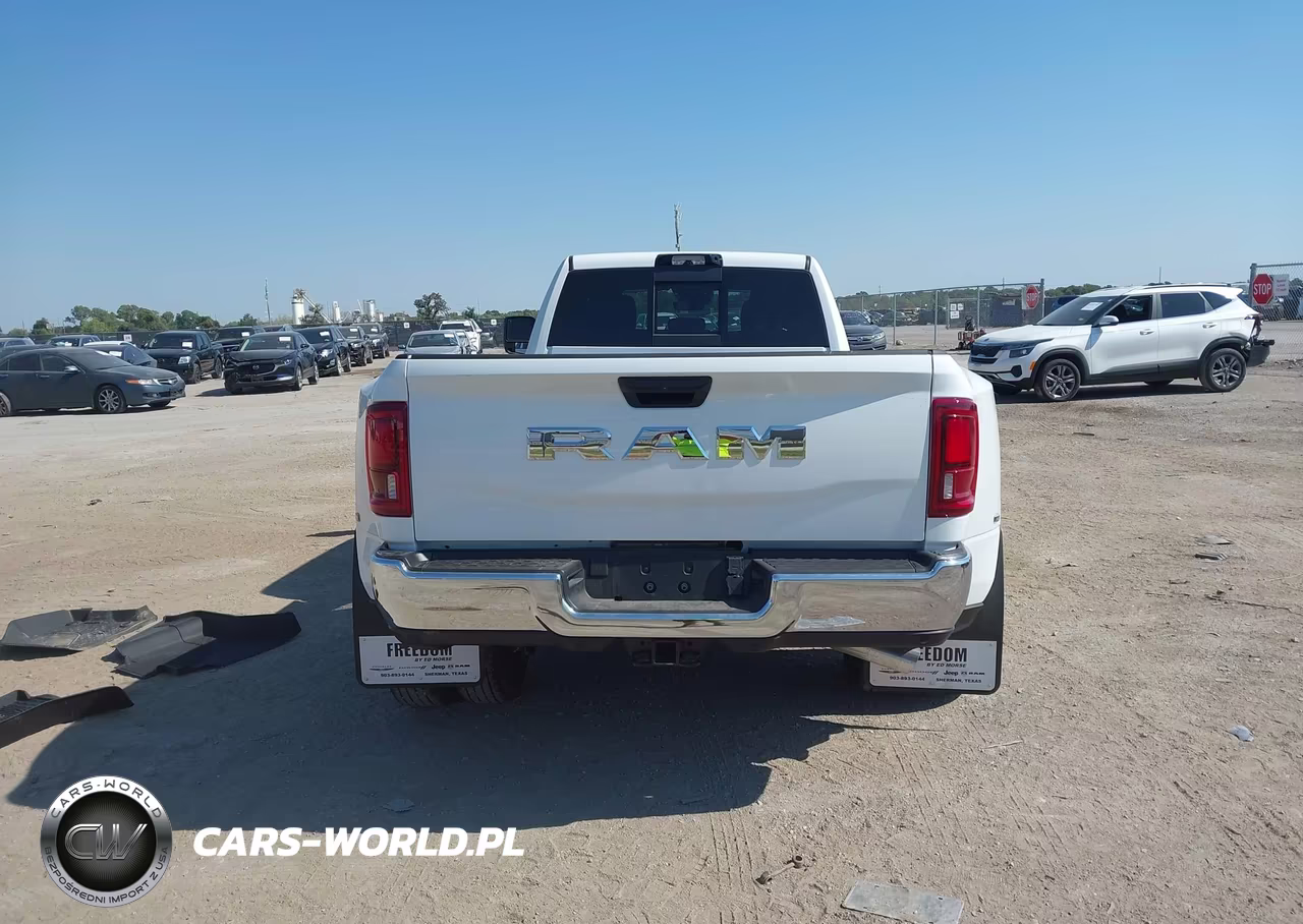 2026 Ram 3500 Tradesman 4X4 8' Box VIN:3C63RRGL1TG322483 - 15