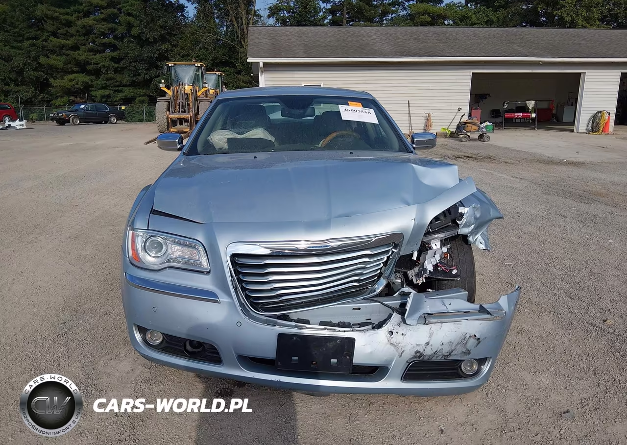 2013 Chrysler 300C VIN:2C3CCAEG4DH685366 - 13