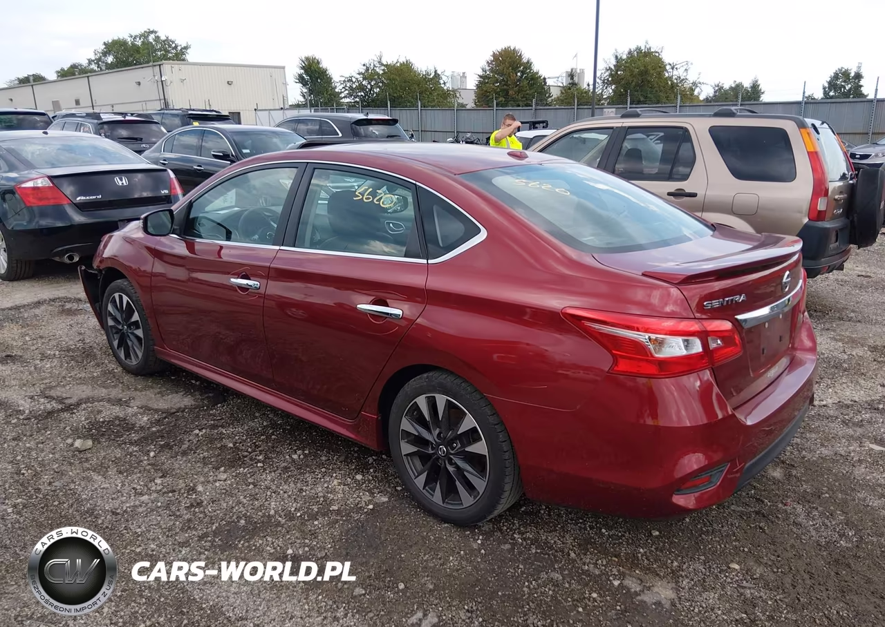 2017 Nissan Sentra Sr VIN:3N1AB7AP5HY372408 - 3