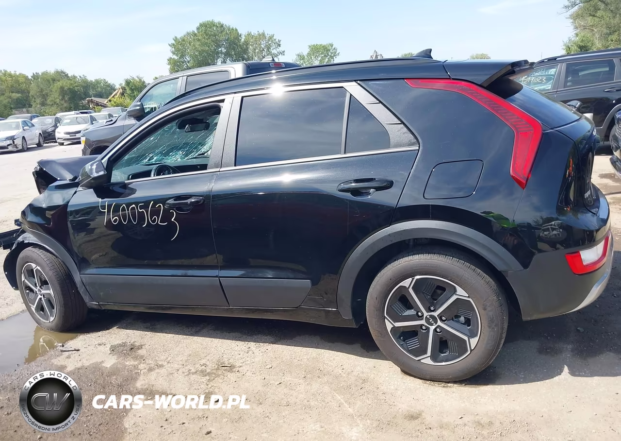2025 Kia Niro Ex VIN:KNDCR3LE5S5303275 - 14