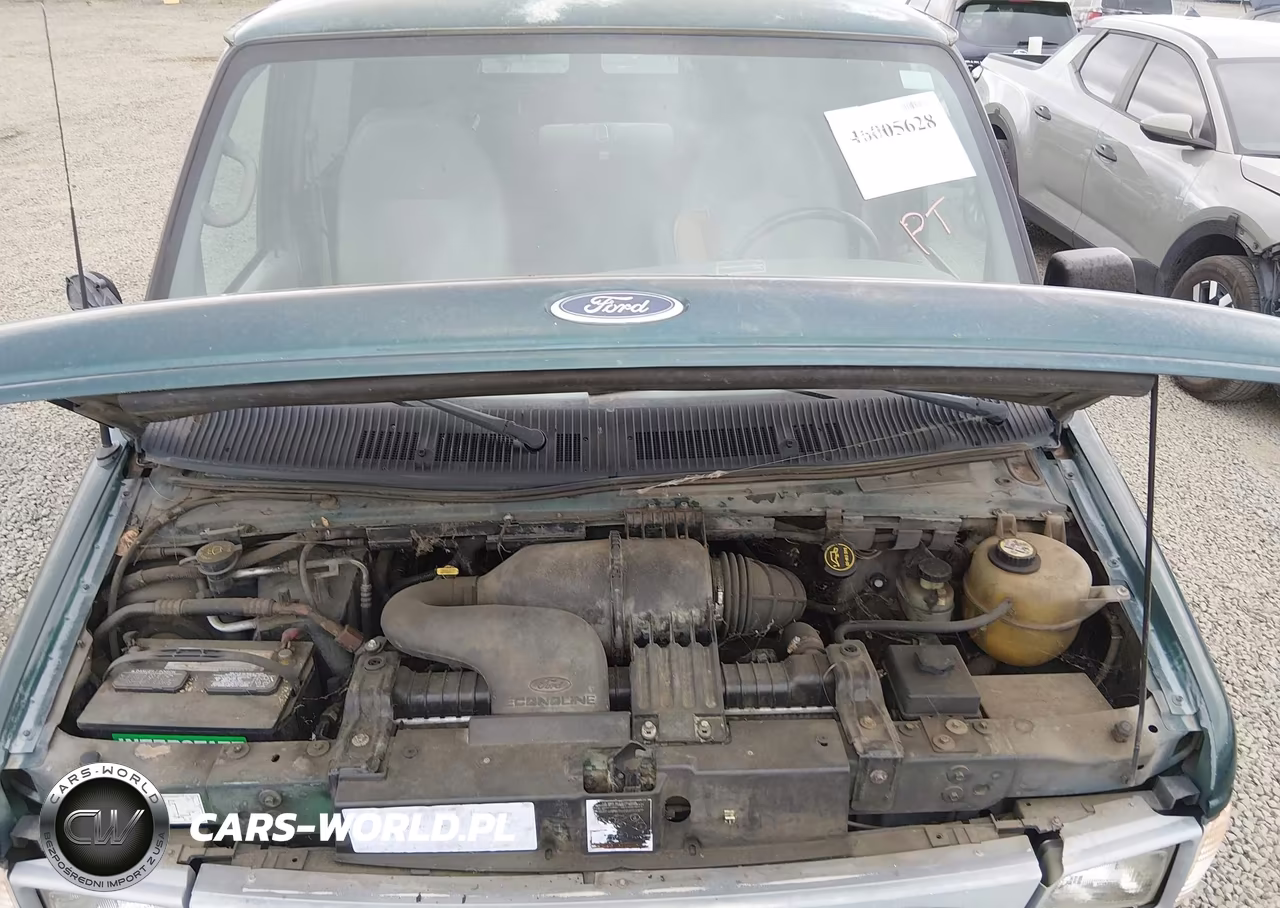 2001 Ford E-150 Commercial-Recreational VIN:1FTRE14211HB42872 - 10