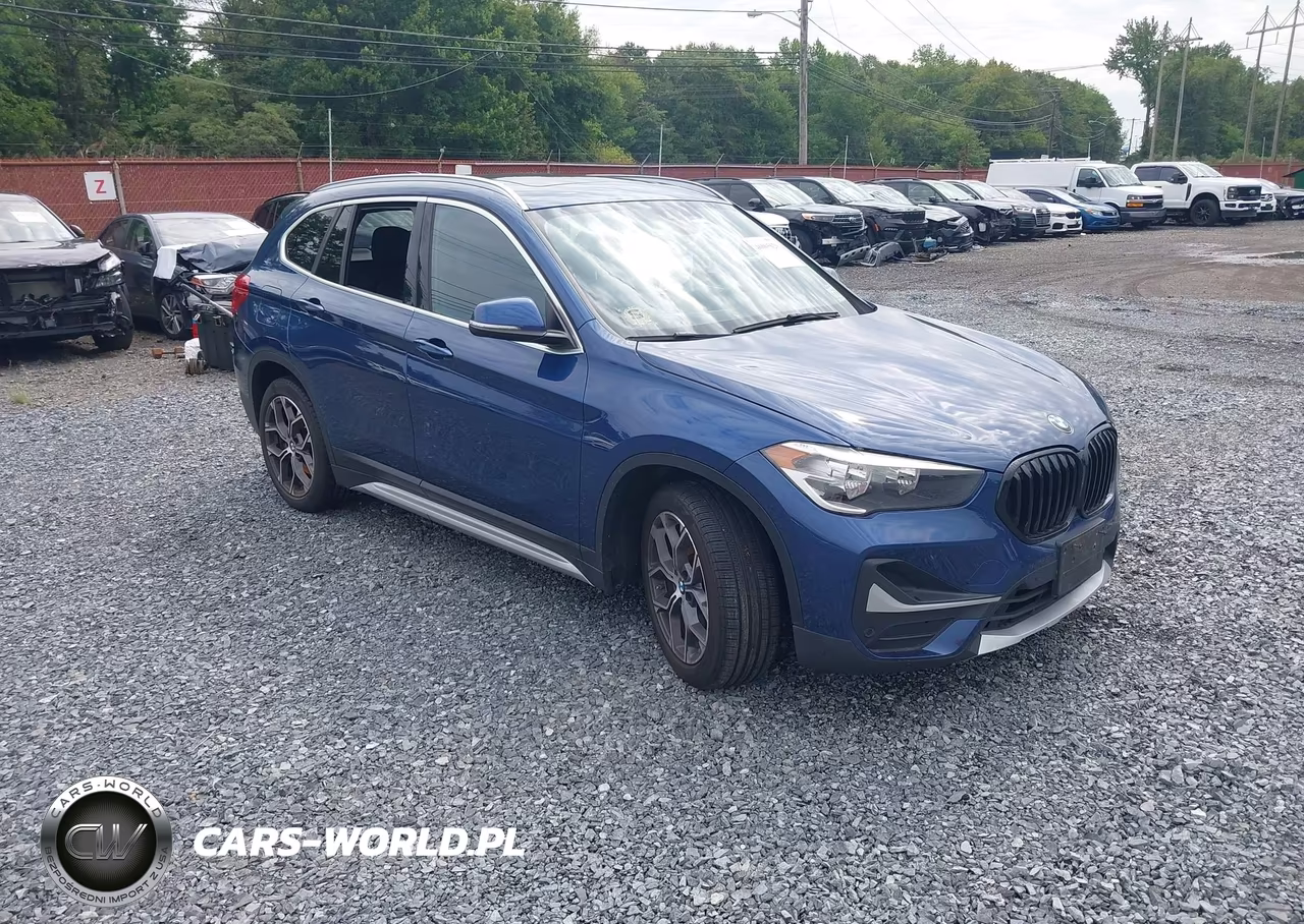 2021 BMW X1 xDrive28I – zdjęcie 1 z 11