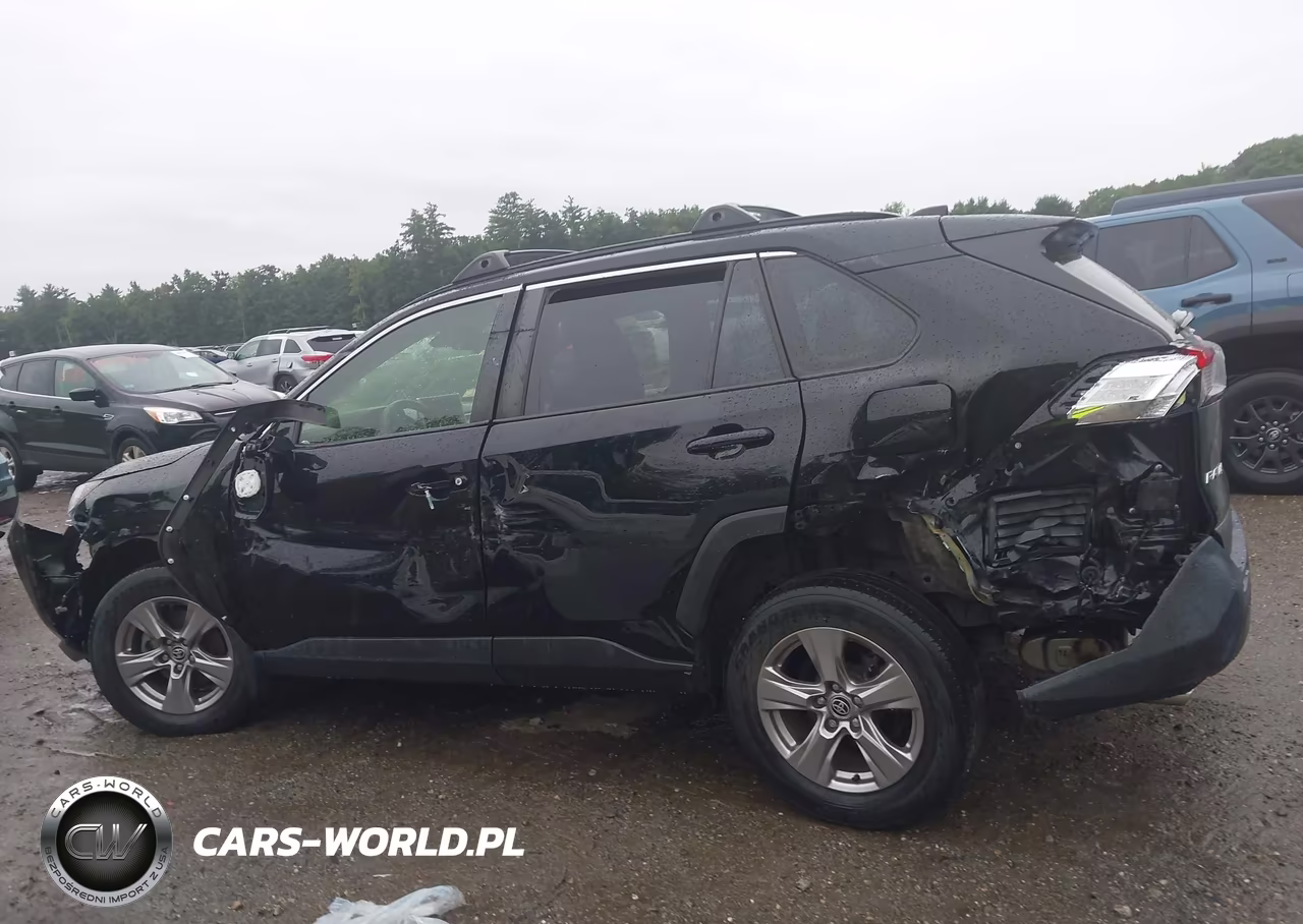 2023 Toyota Rav4 Xle VIN:JTMP1RFV9PD095891 - 14