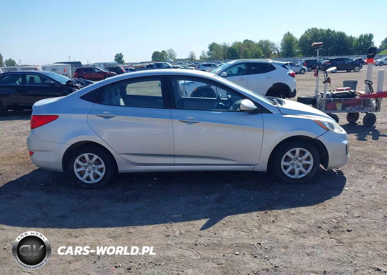 2012 Hyundai Accent Gls VIN:KMHCT4AE7CU169690 - 14