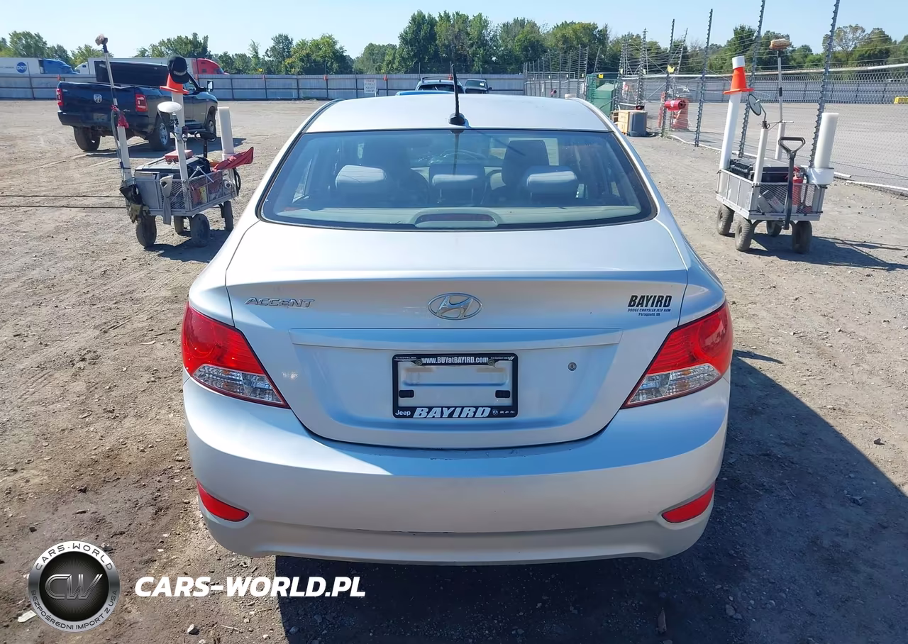 2012 Hyundai Accent Gls VIN:KMHCT4AE7CU169690 - 17