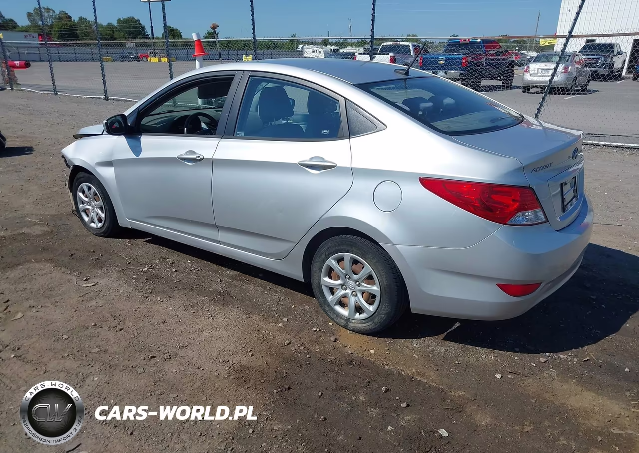 2012 Hyundai Accent Gls VIN:KMHCT4AE7CU169690 - 3