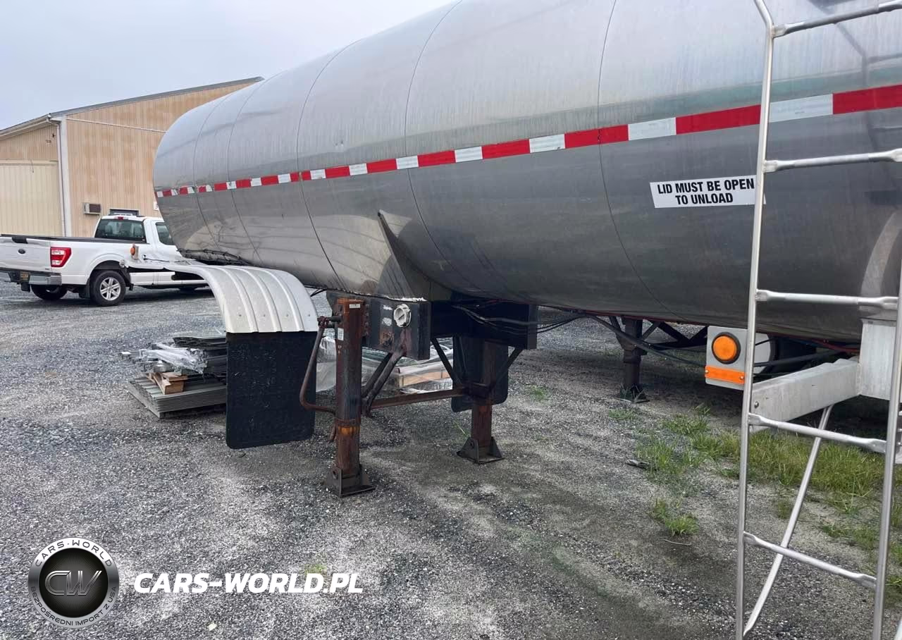 1984 Walker Tanker VIN:1W9S82022E1027056 - 10