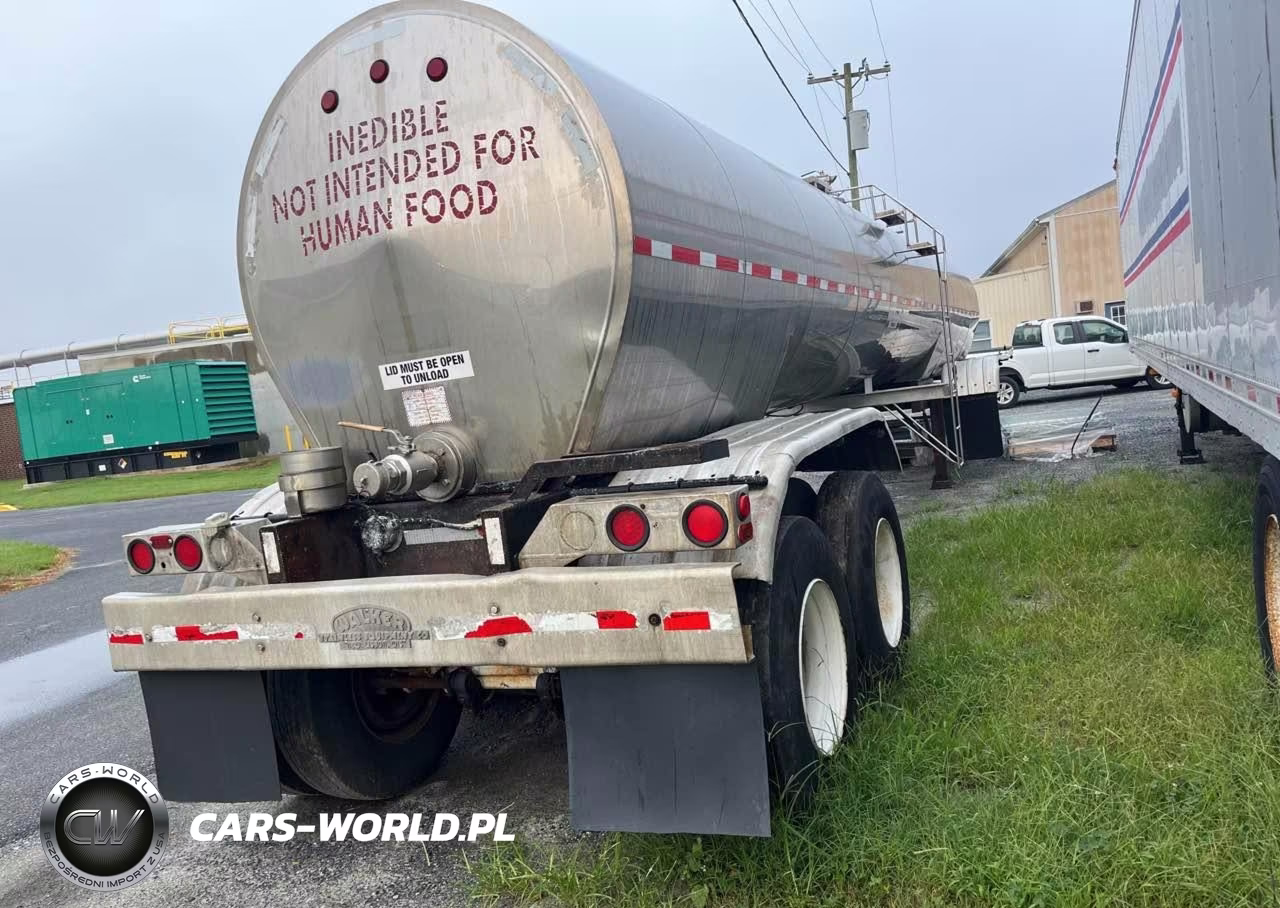 1984 Walker Tanker VIN:1W9S82022E1027056 - 4