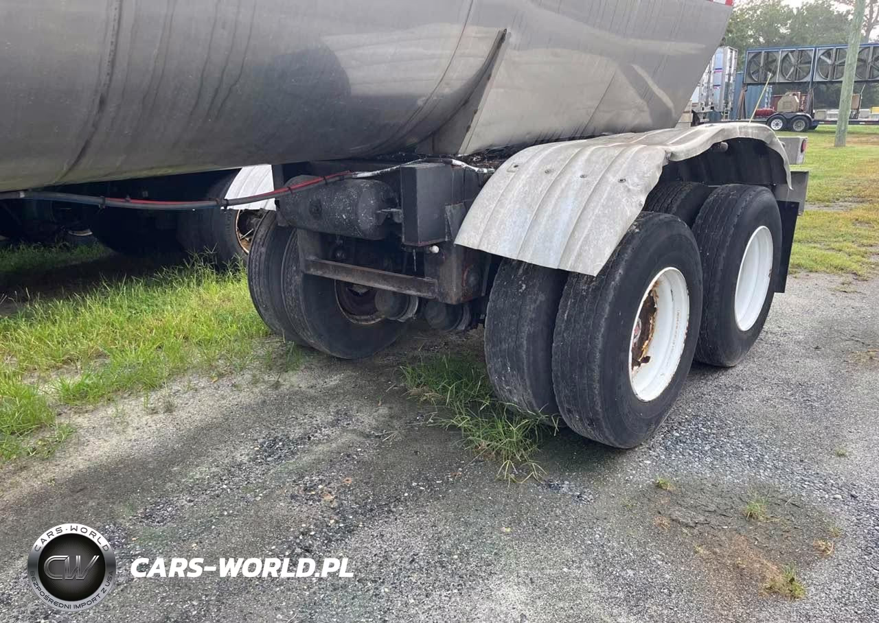 1984 Walker Tanker VIN:1W9S82022E1027056 - 7