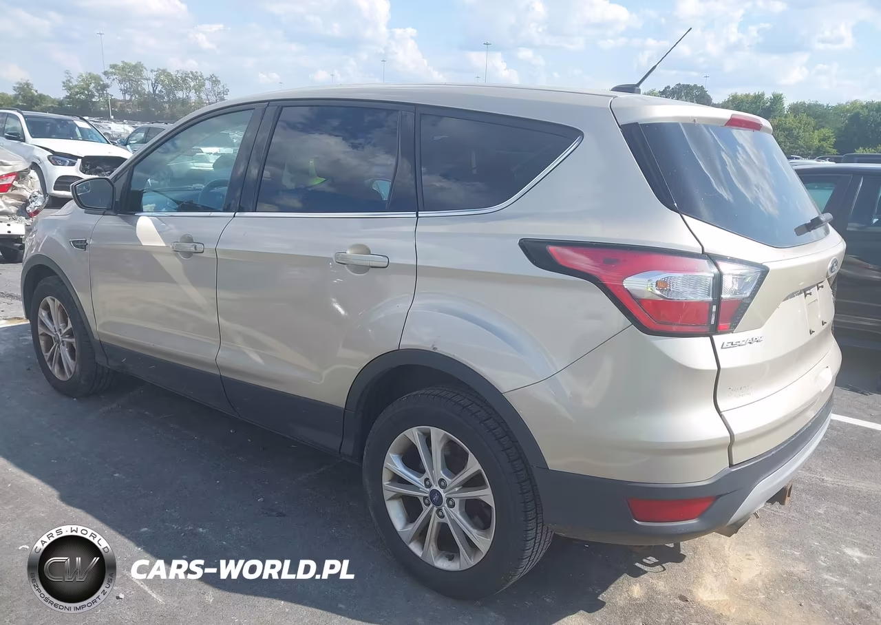 2017 Ford Escape Se VIN:1FMCU0GD7HUD50512 - 3