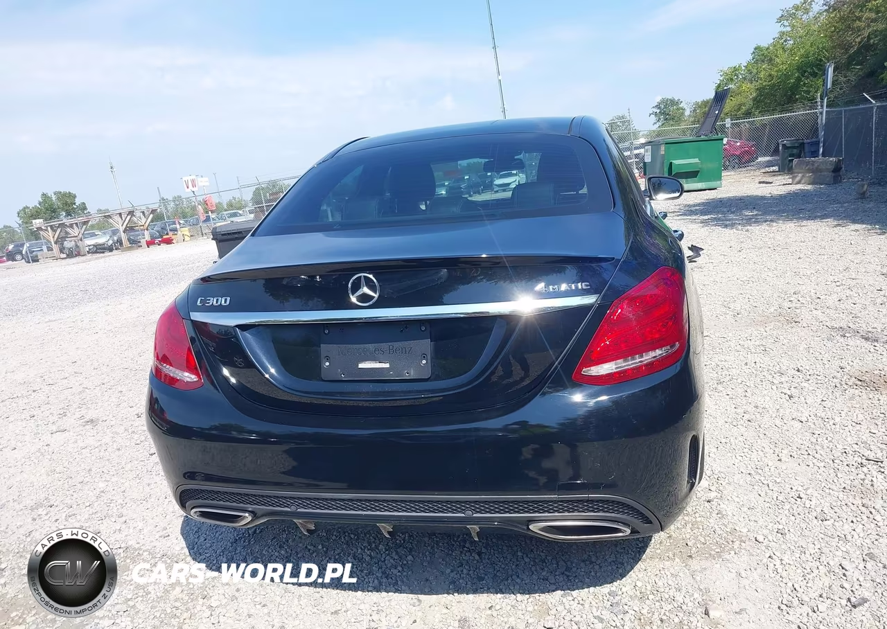 2015 Mercedes-Benz C 300 Sport 4Matic VIN:55SWF4KB5FU090172 - 17