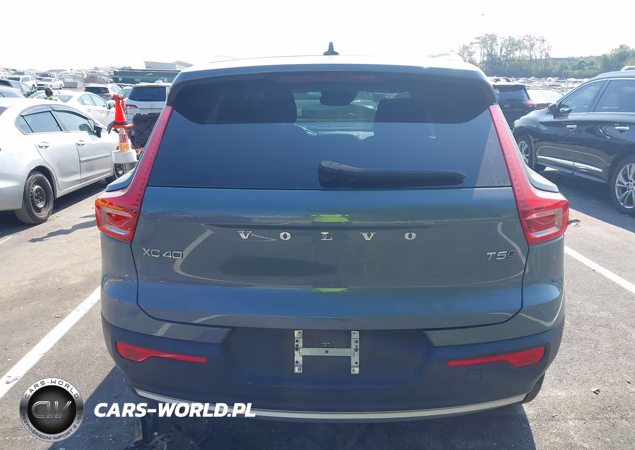2022 Volvo Xc40 T5 Momentum VIN:YV4162UK0N2763008 - 16