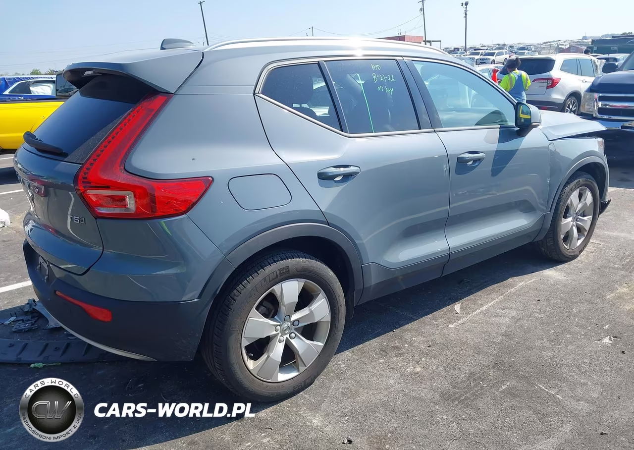 2022 Volvo Xc40 T5 Momentum VIN:YV4162UK0N2763008 - 4