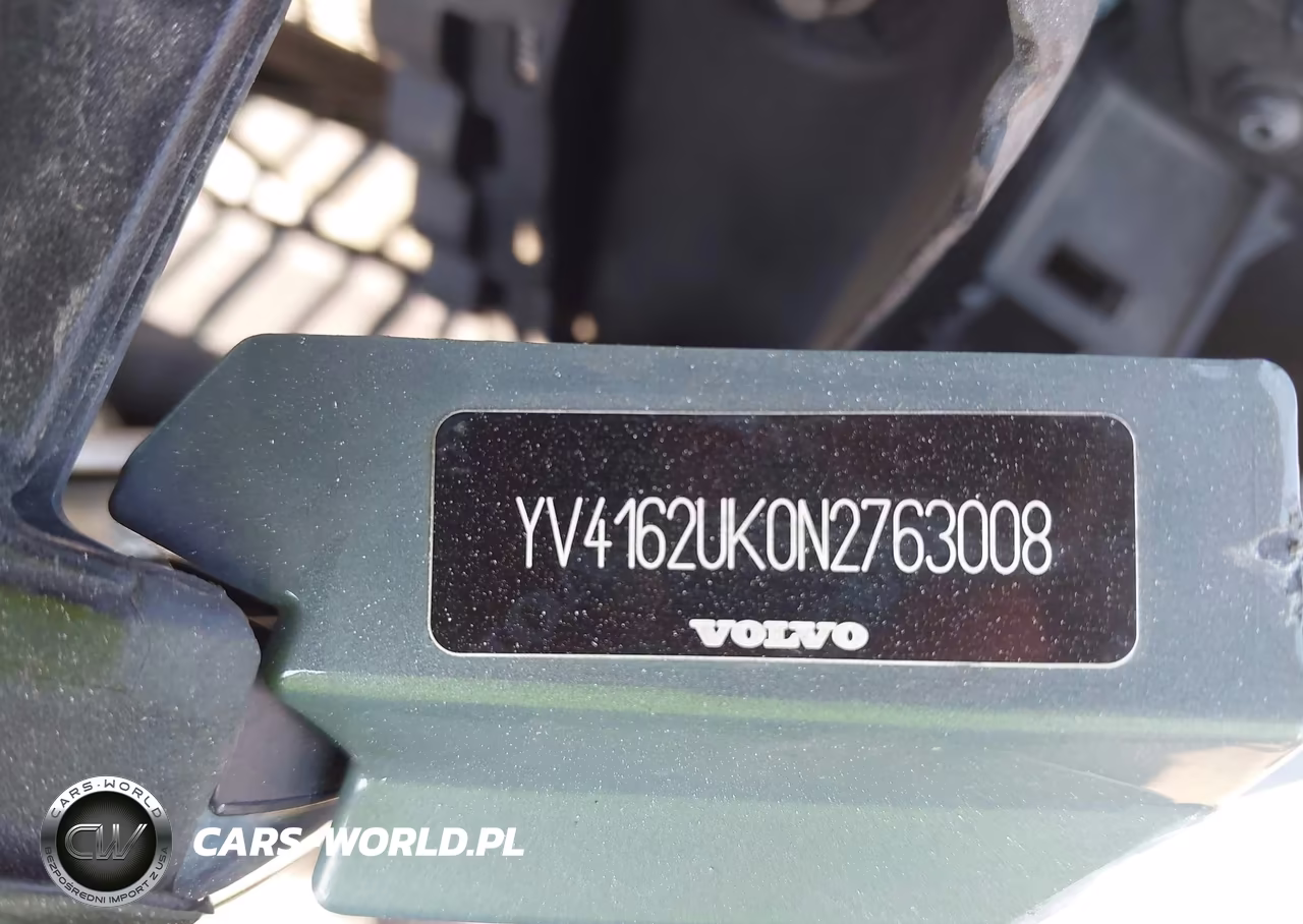 2022 Volvo Xc40 T5 Momentum VIN:YV4162UK0N2763008 - 9