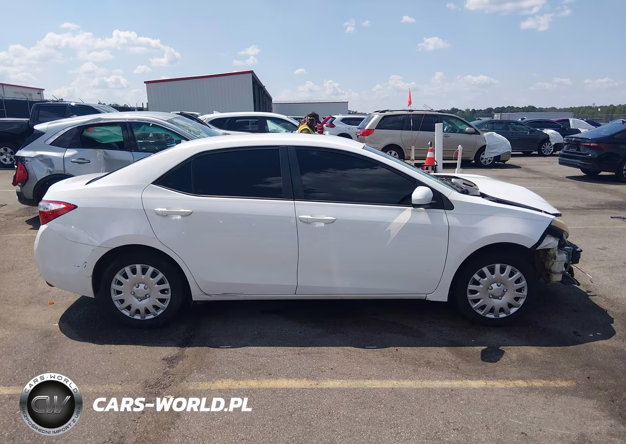 2016 Toyota Corolla Le VIN:2T1BURHEXGC669555 - 14