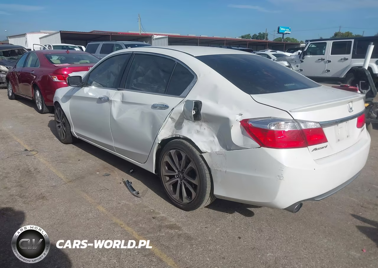 2015 Honda Accord Sport VIN:1HGCR2F5XFA155516 - 3