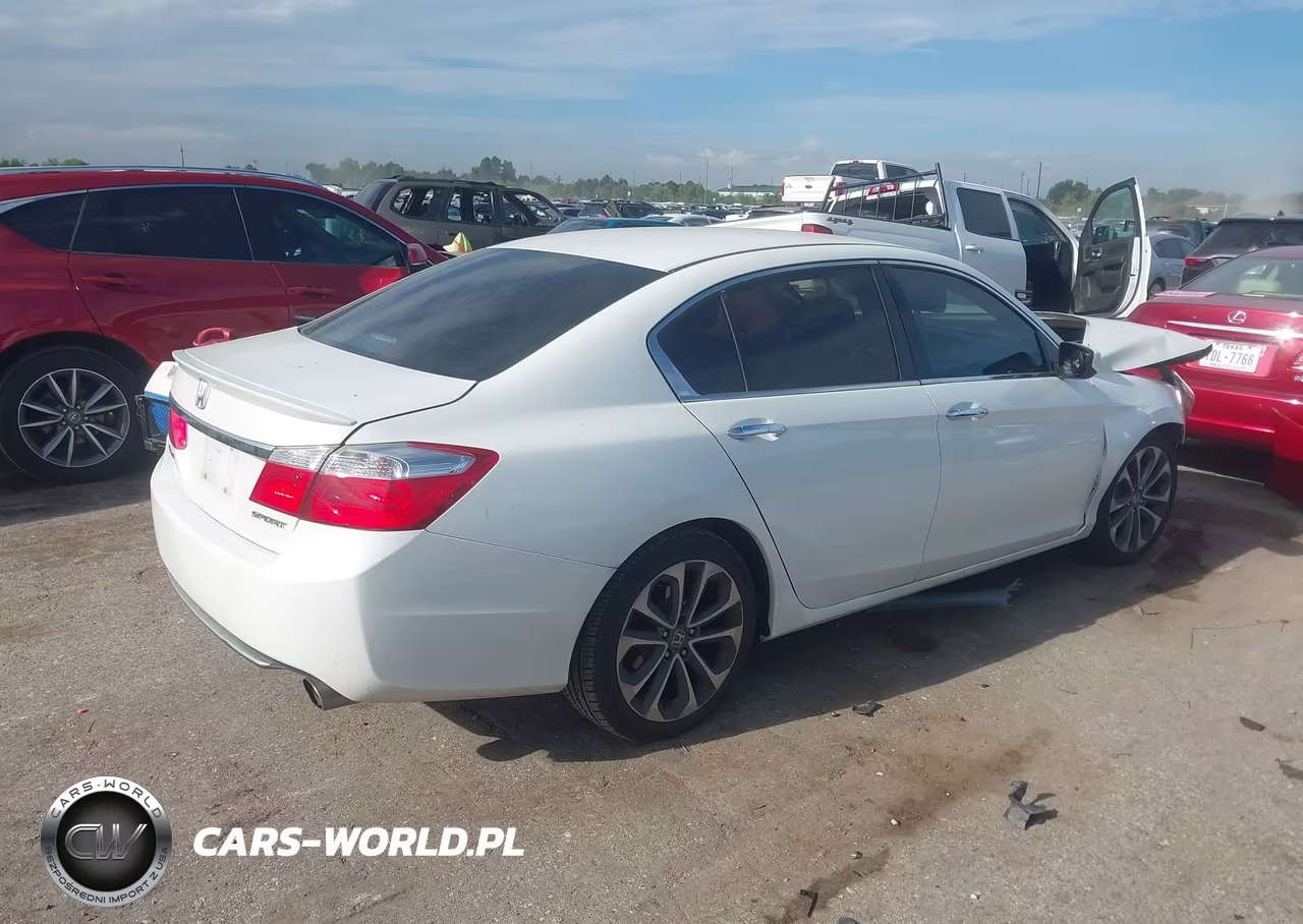 2015 Honda Accord Sport VIN:1HGCR2F5XFA155516 - 4