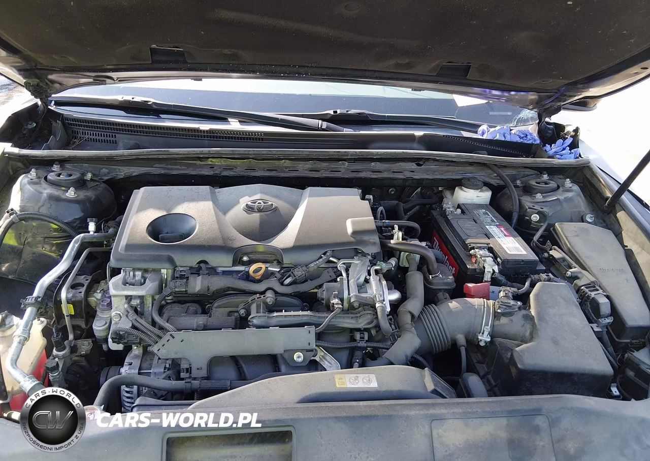 2018 Toyota Camry Le VIN:4T1B11HK2JU601188 - 10