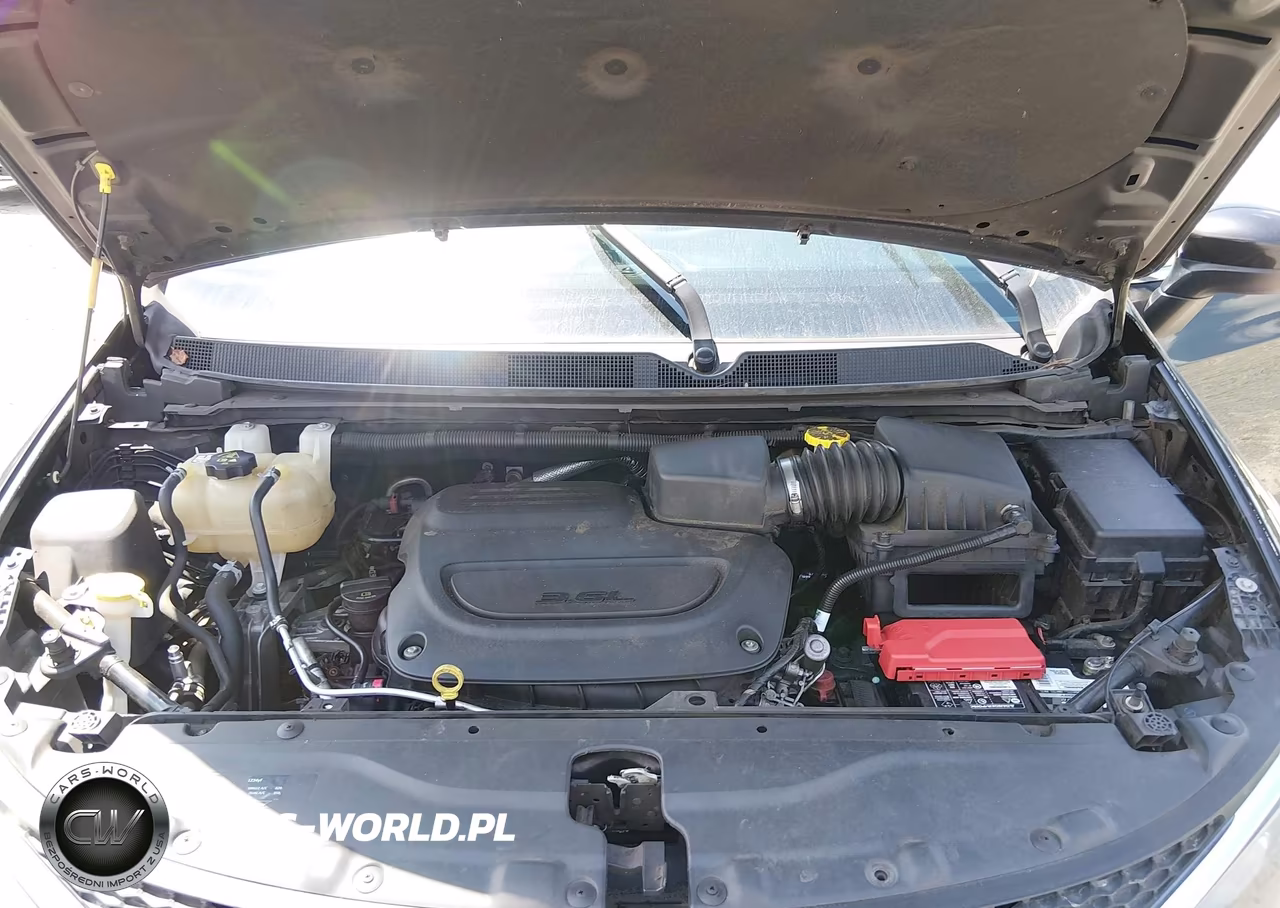 2020 Chrysler Voyager Lxi VIN:2C4RC1DG9LR163865 - 10