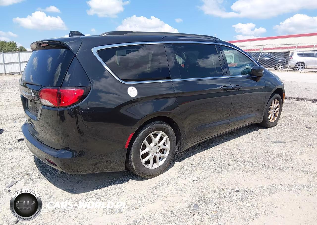 2020 Chrysler Voyager Lxi VIN:2C4RC1DG9LR163865 - 4