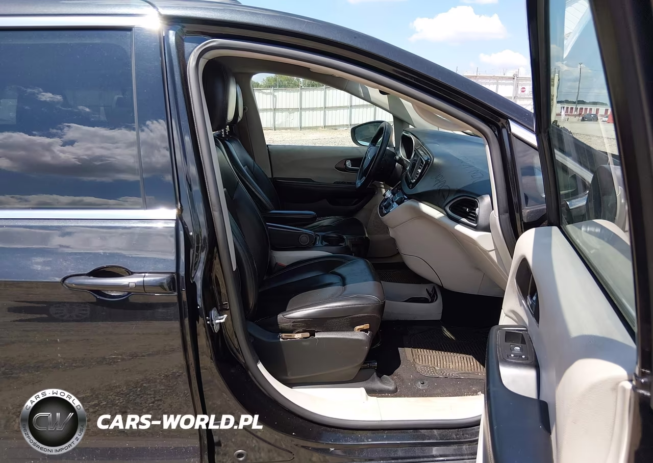 2020 Chrysler Voyager Lxi VIN:2C4RC1DG9LR163865 - 5