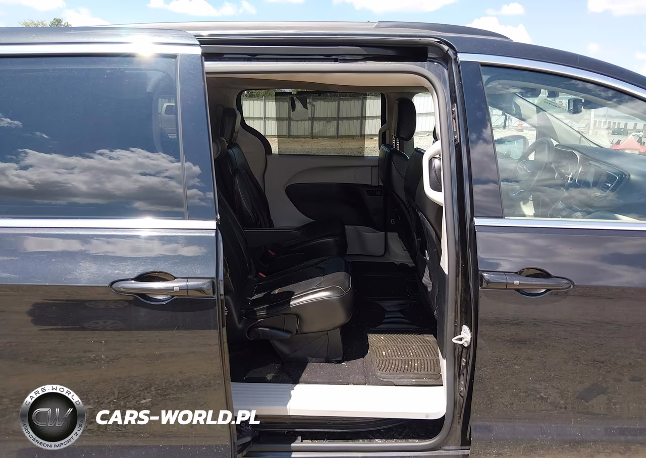 2020 Chrysler Voyager Lxi VIN:2C4RC1DG9LR163865 - 8