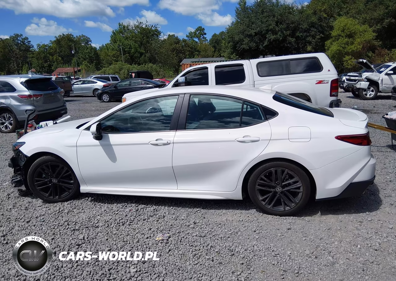 2025 Toyota Camry Se VIN:4T1DAACKXSU079041 - 15