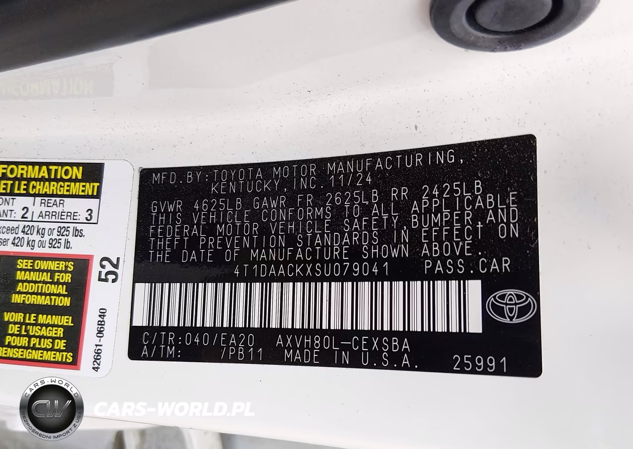 2025 Toyota Camry Se VIN:4T1DAACKXSU079041 - 9