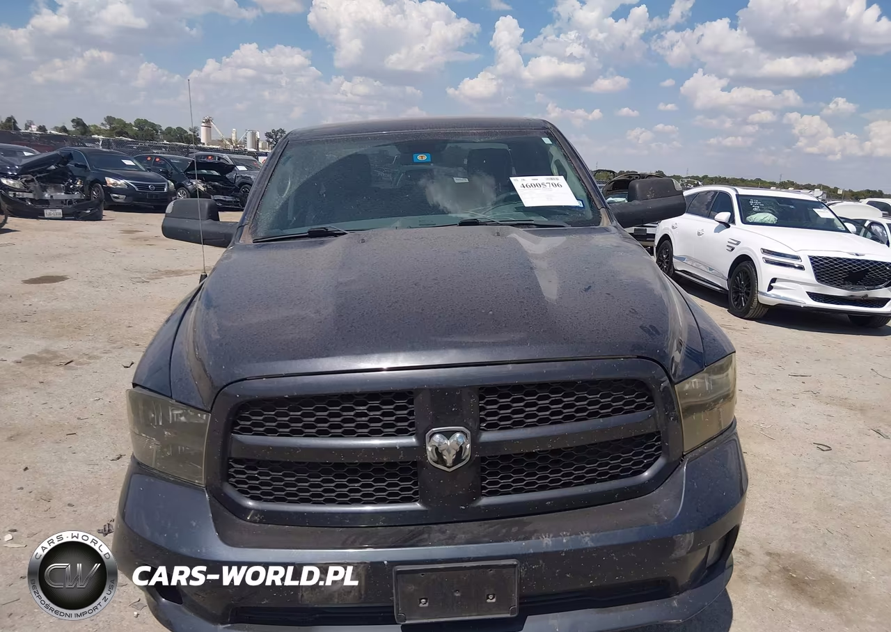 2019 Ram 1500 Classic Express 4X4 6'4 Box VIN:1C6RR7FT2KS619771 - 12