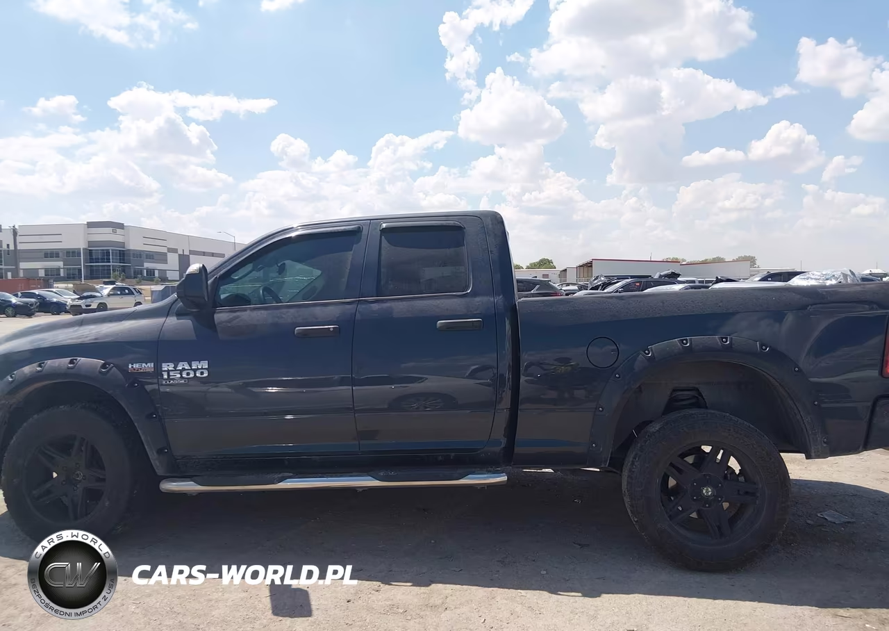 2019 Ram 1500 Classic Express 4X4 6'4 Box VIN:1C6RR7FT2KS619771 - 14