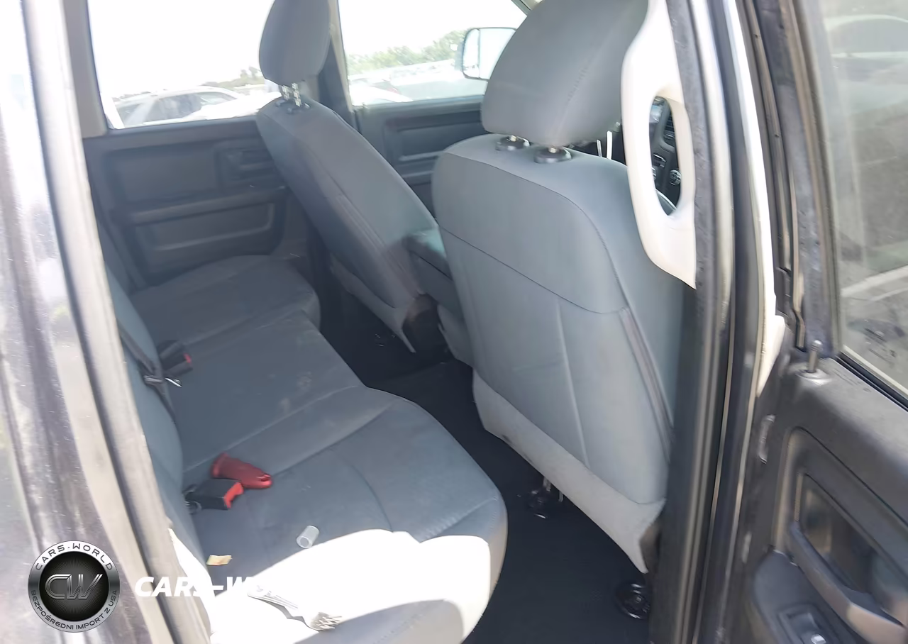 2019 Ram 1500 Classic Express 4X4 6'4 Box VIN:1C6RR7FT2KS619771 - 8