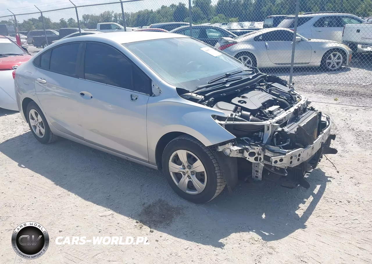 2016 Chevrolet Cruze Ls Auto – zdjęcie 1 z 17