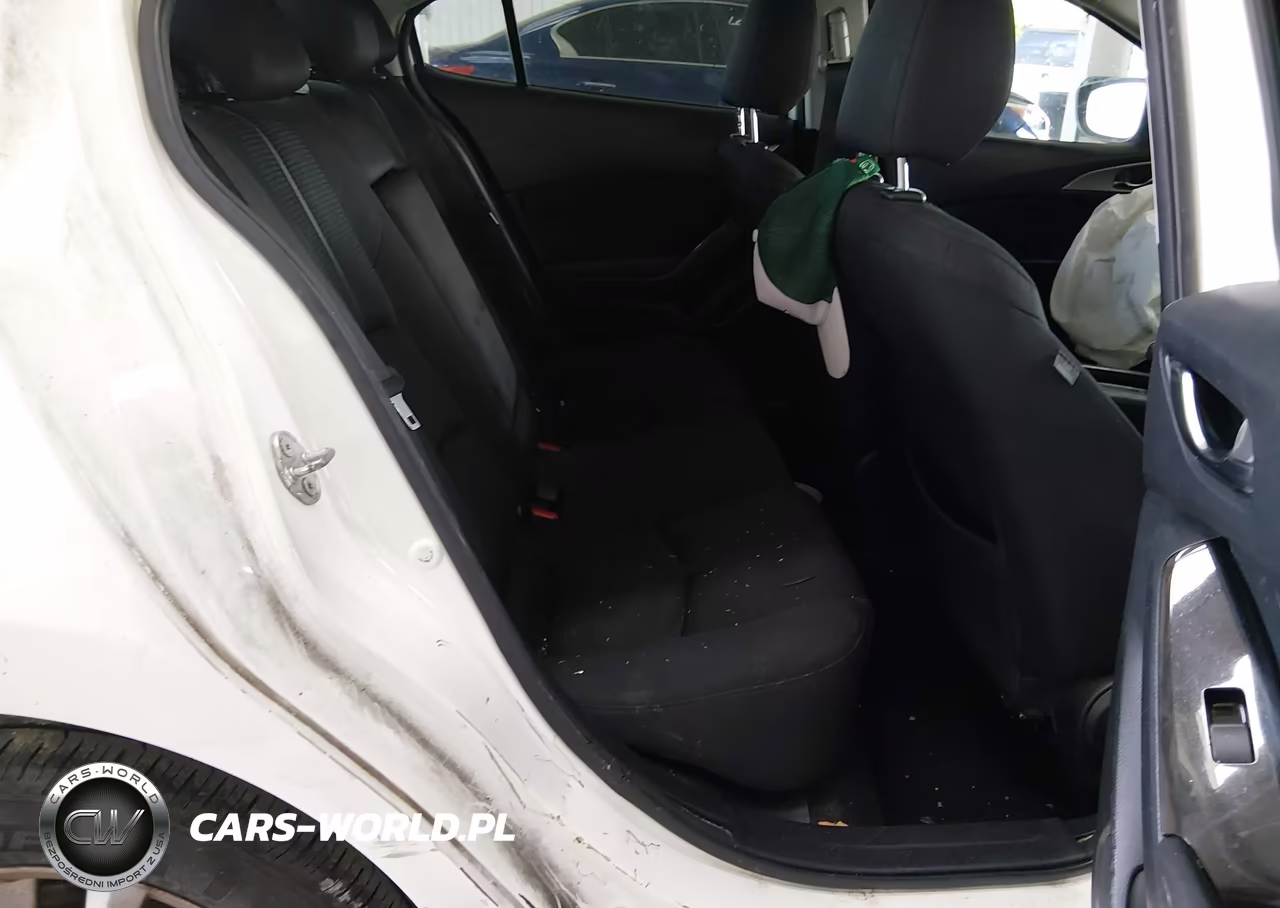2018 Mazda Mazda3 Sport VIN:3MZBN1U77JM207441 - 8