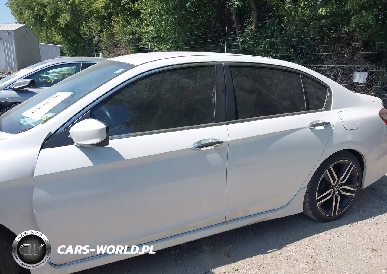 2016 Honda Accord Sport VIN:1HGCR2F53GA128028 - 14