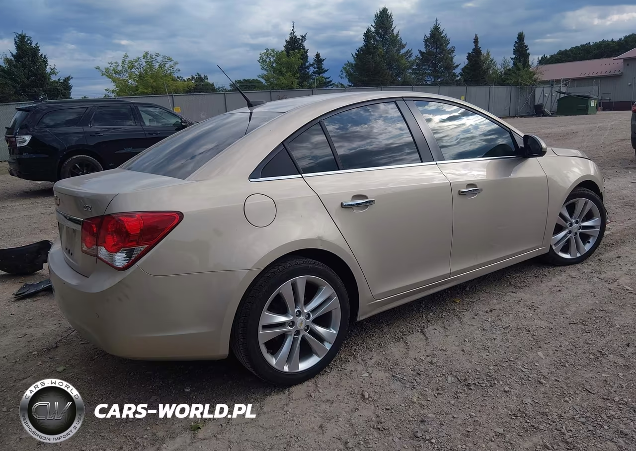 2011 Chevrolet Cruze Ltz VIN:1G1PH5S91B7130825 - 4