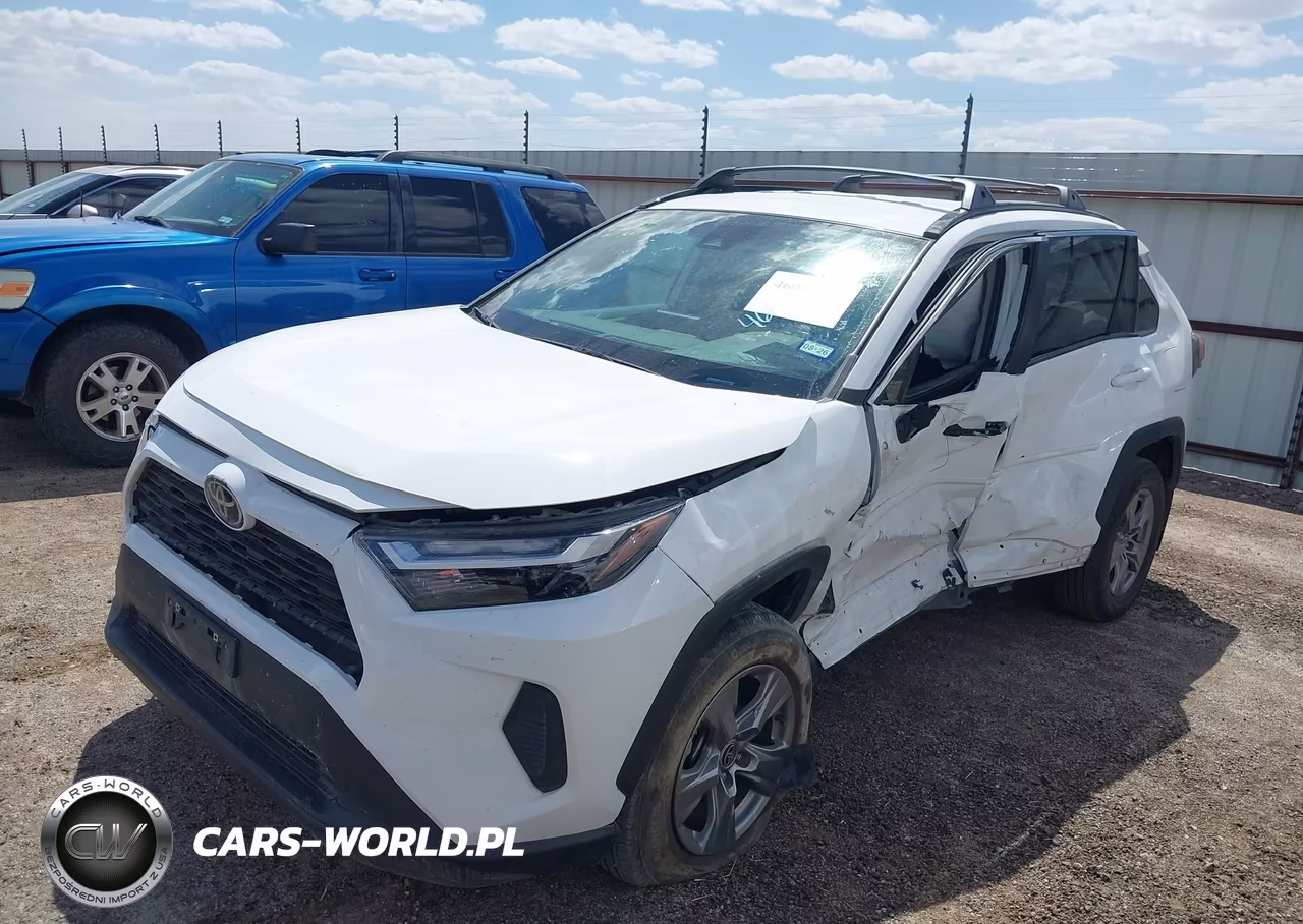2024 Toyota Rav4 Xle VIN:2T3W1RFV4RW353686 - 2