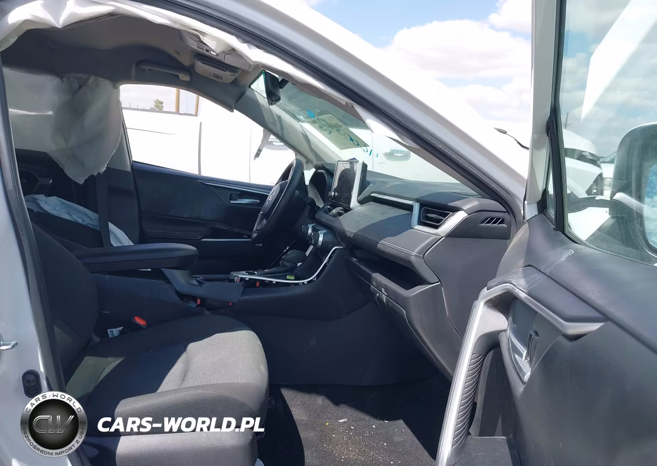 2024 Toyota Rav4 Xle VIN:2T3W1RFV4RW353686 - 5