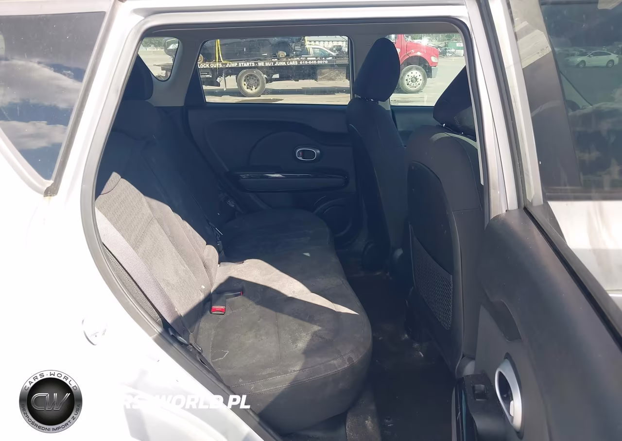 2015 Kia Soul ! VIN:KNDJX3A52F7782359 - 8