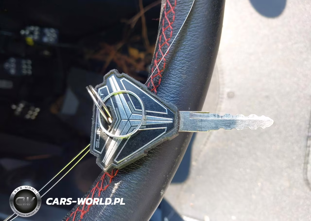 2017 Polaris Slingshot Slr VIN:57XAARFAXH8119832 - 11