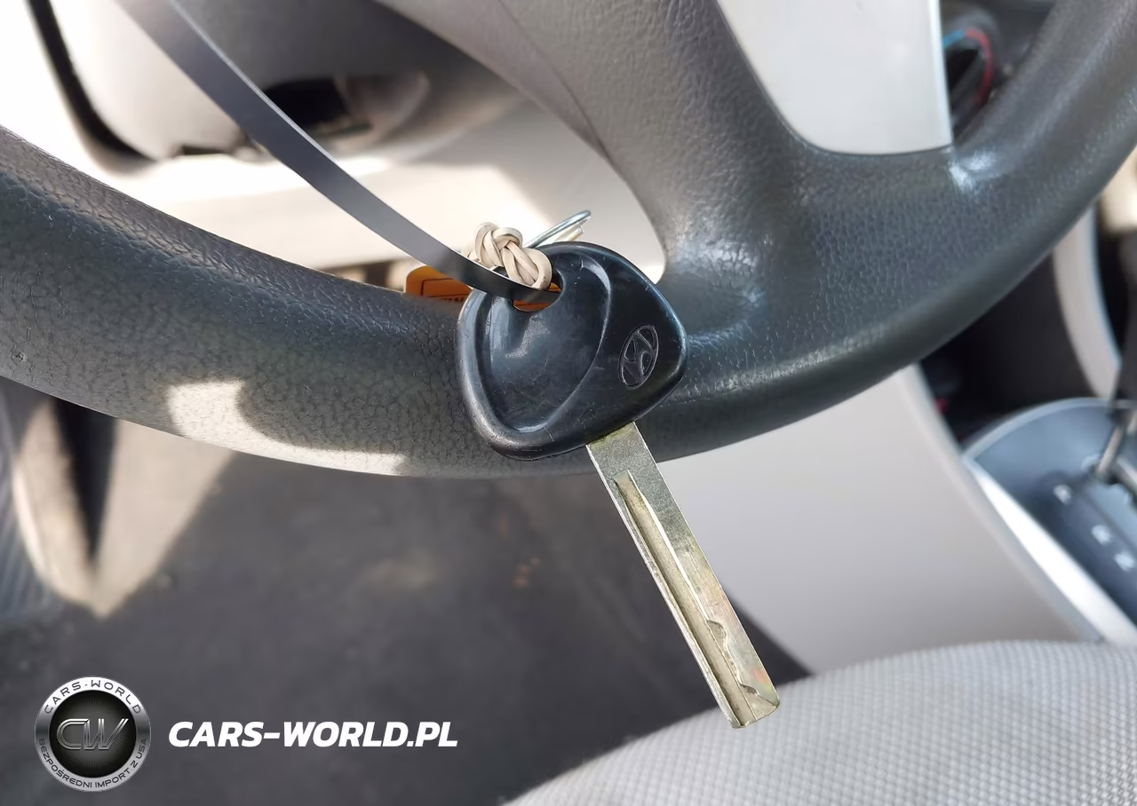 2012 Hyundai Accent Gls VIN:KMHCT4AE4CU111178 - 11