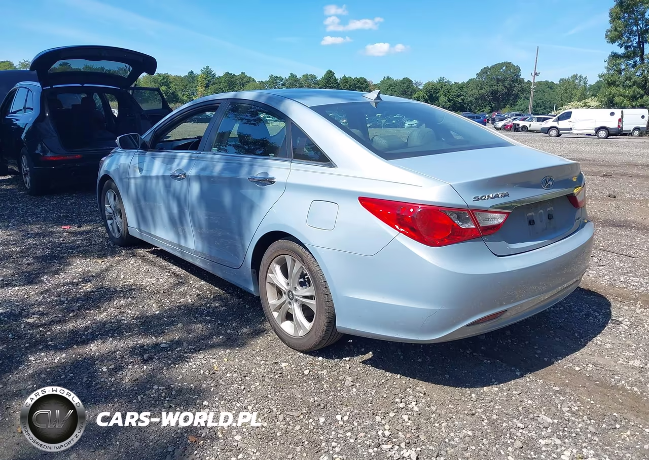 2013 Hyundai Sonata Limited VIN:5NPEC4AC3DH729096 - 3