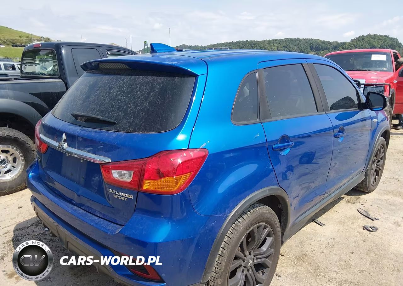 2019 Mitsubishi Outlander Sport 2.0 Le VIN:JA4AP3AU5KU023802 - 4